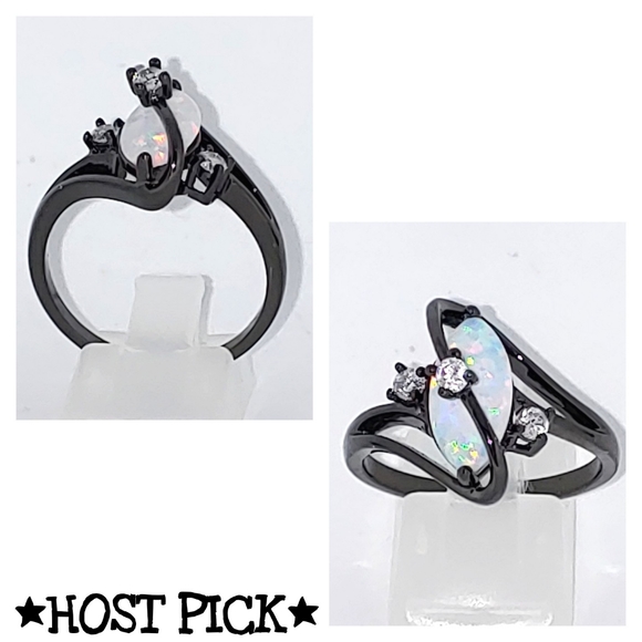 Beiver Jewelry - NWOT 3ct. Fire Opal ring